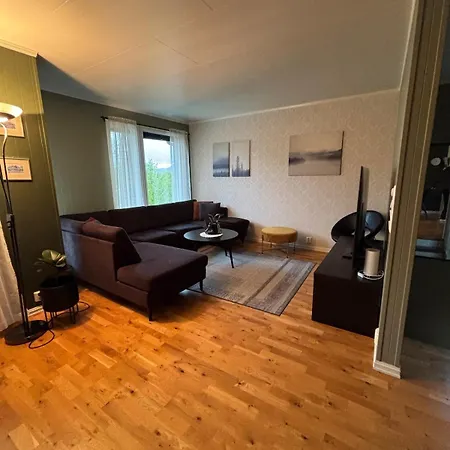 Centrally Located In Lofoten Appartamento